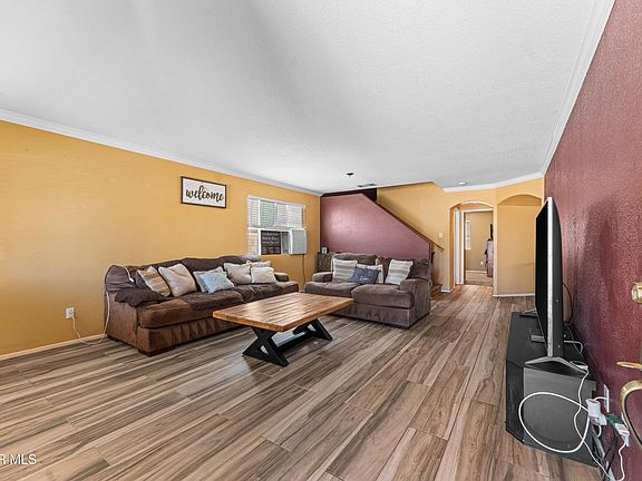 4th image of 3618 E Avenue H9
