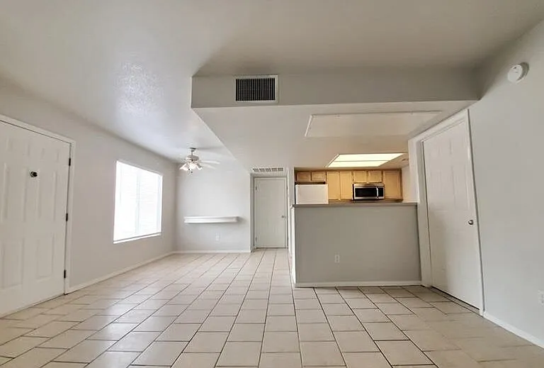 8070 W Russell Rd #2091 — Photo 2