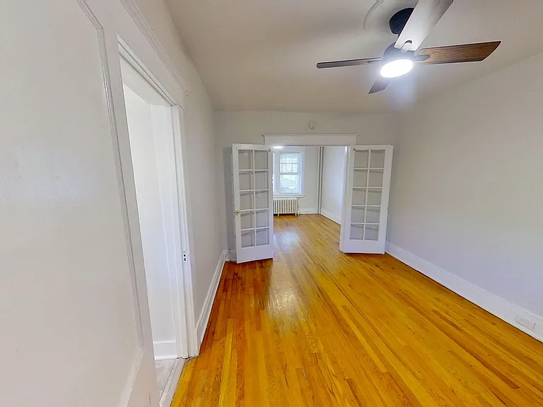 568 Park Ave #1 — Photo 11