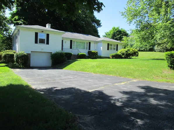 127 Forest Ridge Road, Waterbury, CT 06708