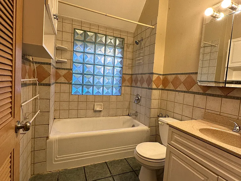 2509 Erskine Blvd — Photo 11