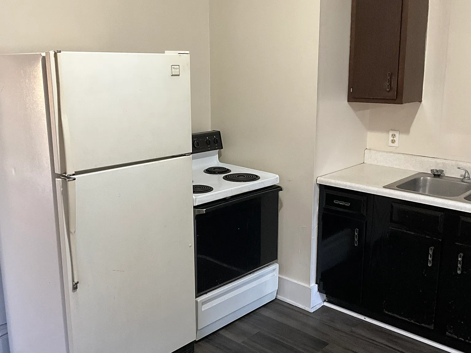 1 bed, $800 — Photo 2