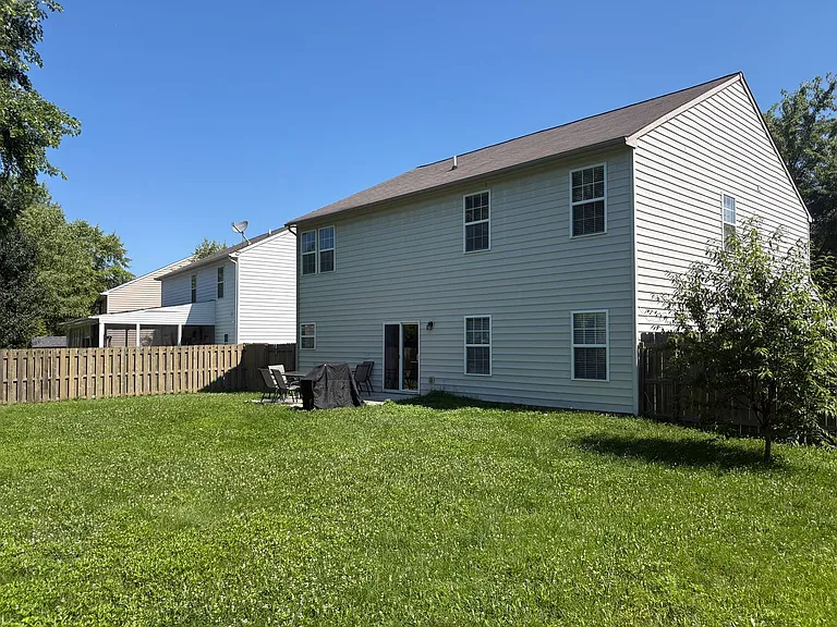 3533 S Glasgow Cir — Photo 19