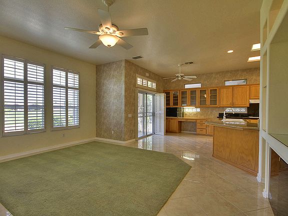 4th image of 6049 Rose Garden Ln