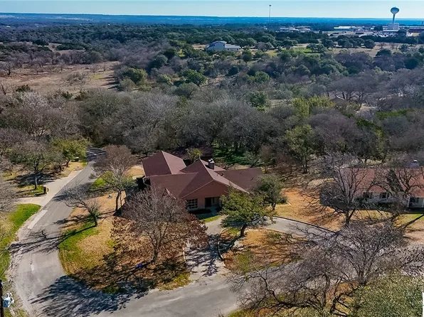 216 Mesa Dr, Gatesville, TX 76528