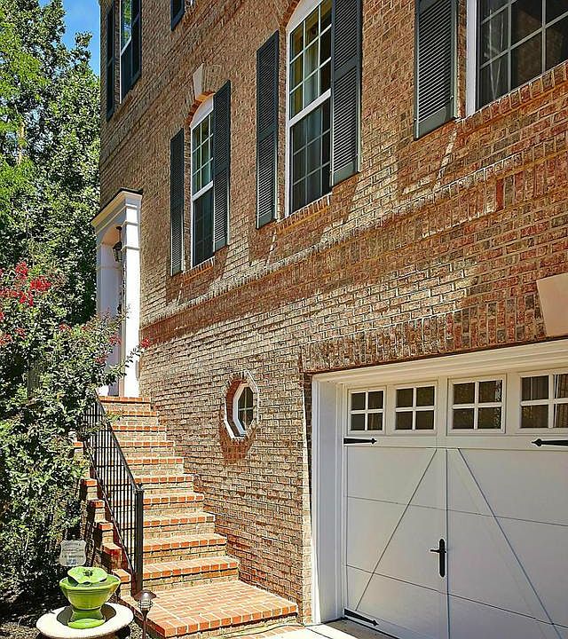 1st image of 4057 Glendale Way