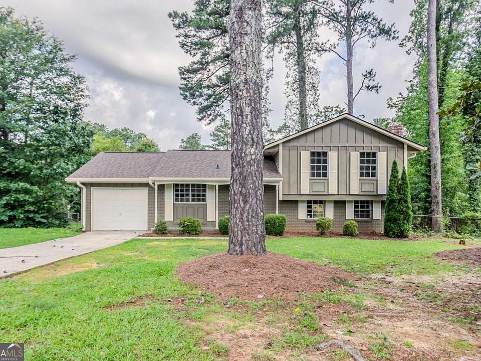 1st image of 2110 Redbud Ct SW