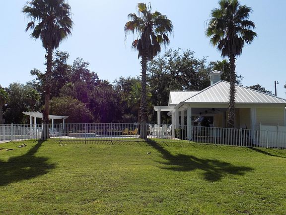 2nd image of LOT 16 YACHT CLUB Point