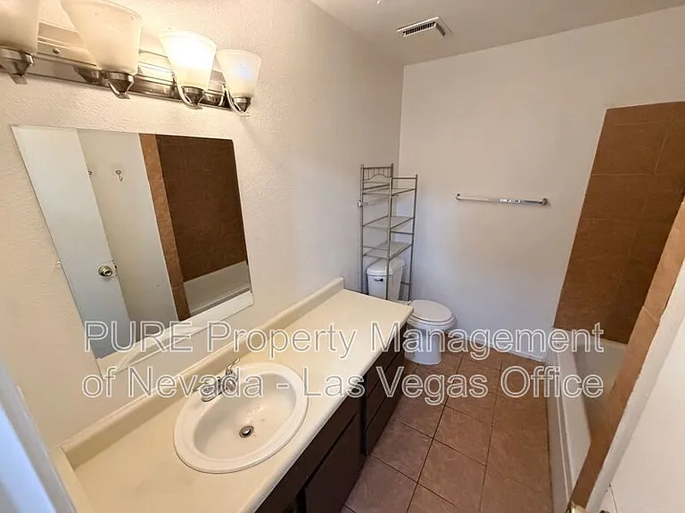 3503 Rio Robles Dr #A — Photo 15