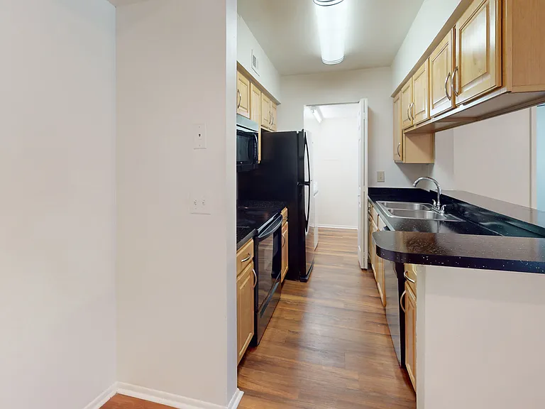 Lakewood Place — Photo 74