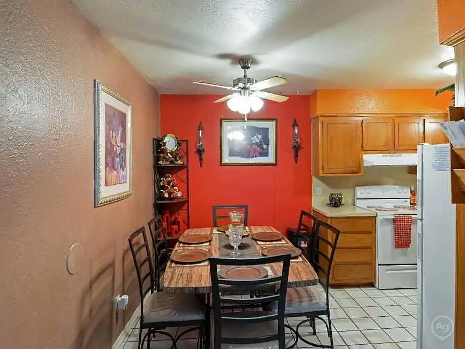 Summerplace Apartments — Photo 4