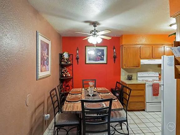 4th image of 5901 NW 34th St APT 36
