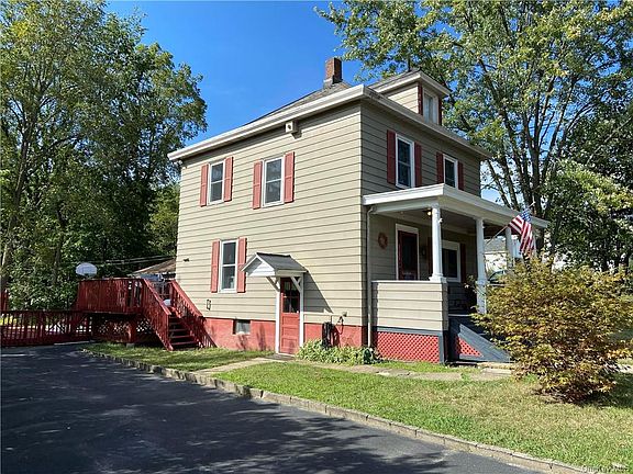 2nd image of 211 Highland Ave