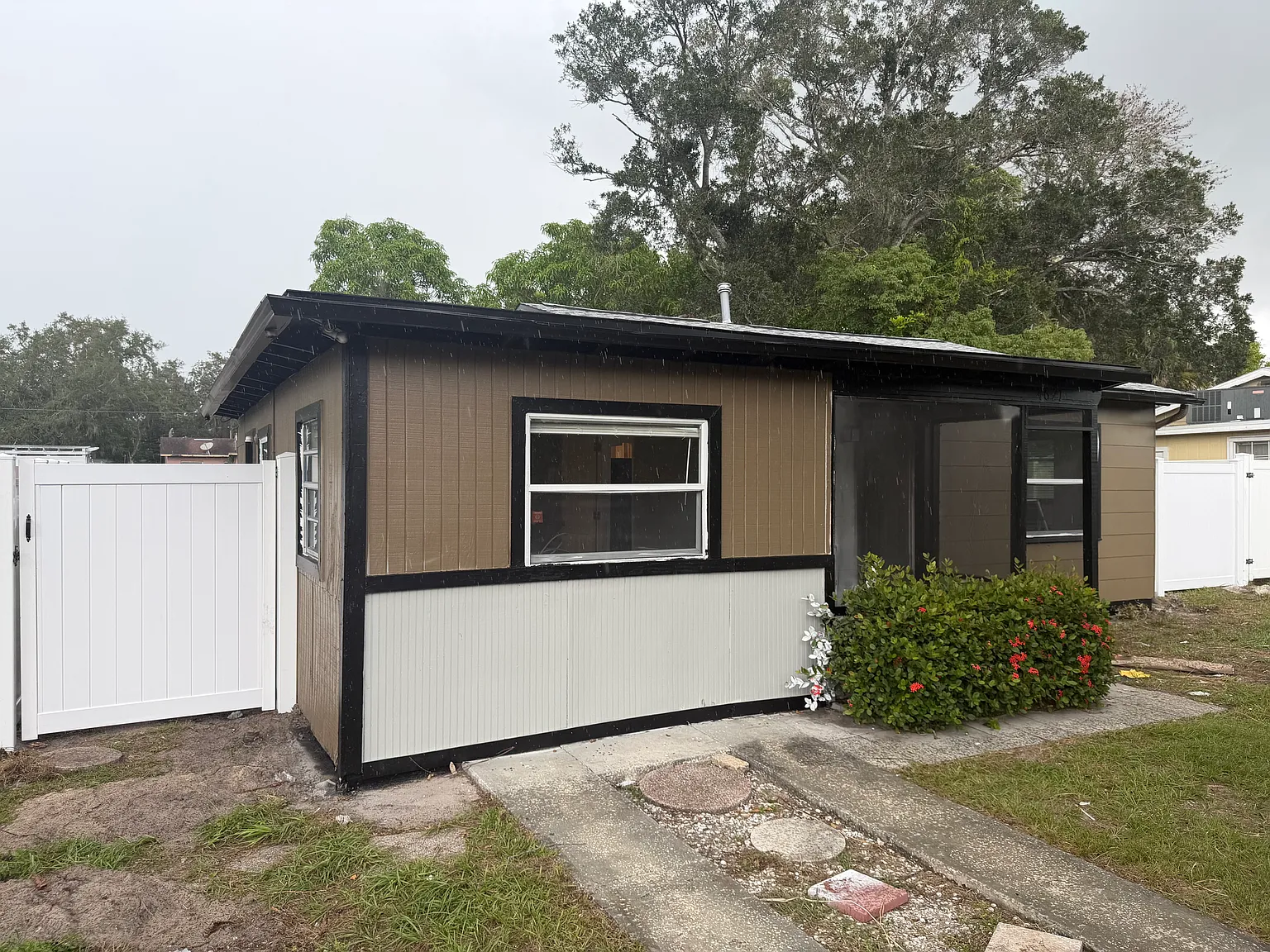 2 bed, 759 sqft, $1,650 — Photo 2