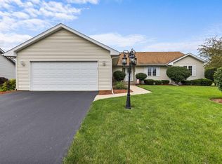 1096 Griggs Rd, Rockford, IL 61108