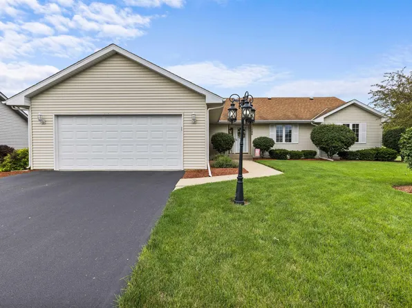 1096 Griggs Rd, Rockford, IL 61108