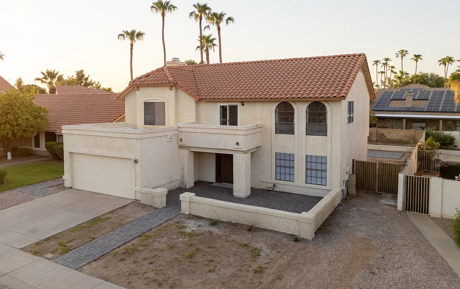 4 bed, 2.5 bath, 2328 sqft, $2,895 — Photo 2
