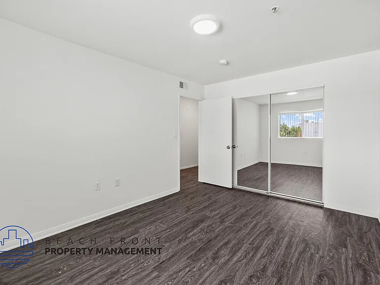 14740 Erwin — Photo 30