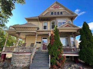 821 N Oneida St #1, Appleton, WI 54911