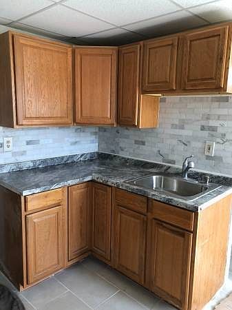 2nd image of 49 Broadway #1