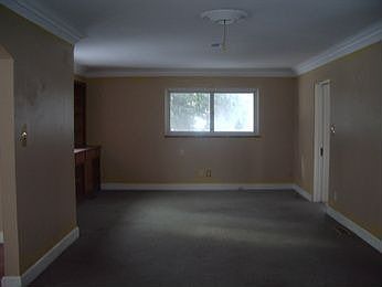 2nd image of 2389 E Outer Dr