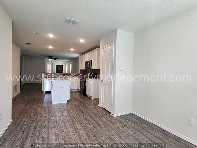 1427 Ganado Dr — Photo 10