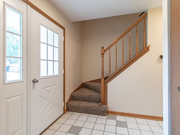 3rd image of 757 N Brookdale Dr