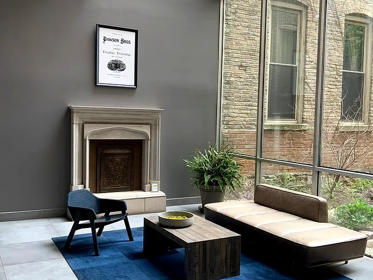 525 N Halsted St #105 — Photo 3