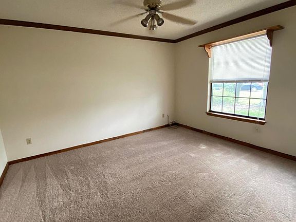 5th image of 12326 Dunwoody Dr