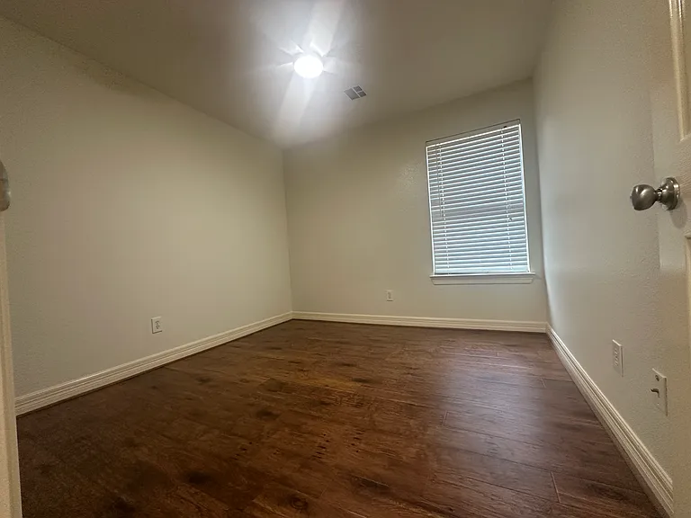 4717 Worchester Ln — Photo 21