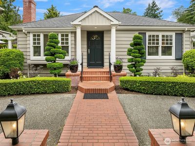 214 10th Avenue, Kirkland, WA, 98033