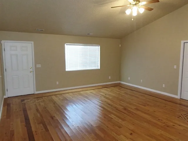 4106 S Parker Dr — Photo 5