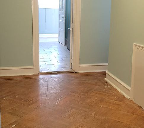 5th image of 5261 E Roosevelt Blvd Floor 1