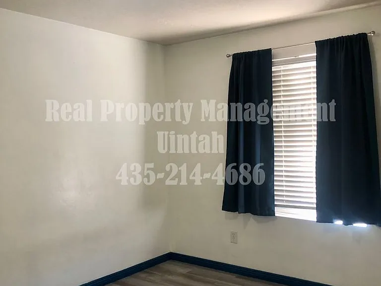 664 S 410 E #C — Photo 17