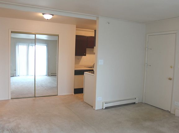 3rd image of 421 Gregory Ave