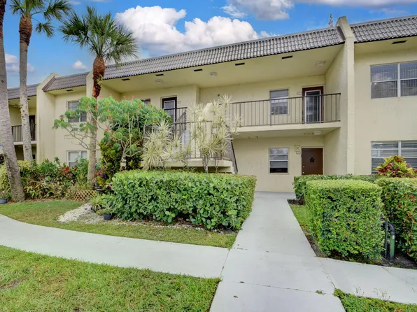 150 Lake Meryl Drive #244, West Palm Beach, FL 33411