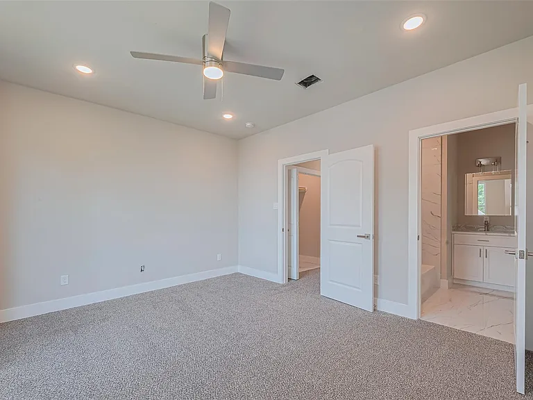 7207 Force St — Photo 14