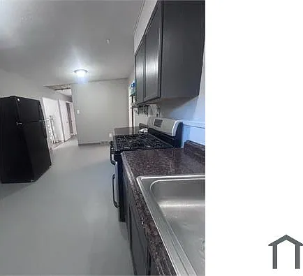 3 bed, 1152 sqft, $1,300 — Photo 1