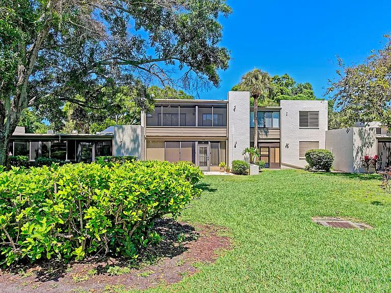 144 Pinehurst Dr — Photo 25