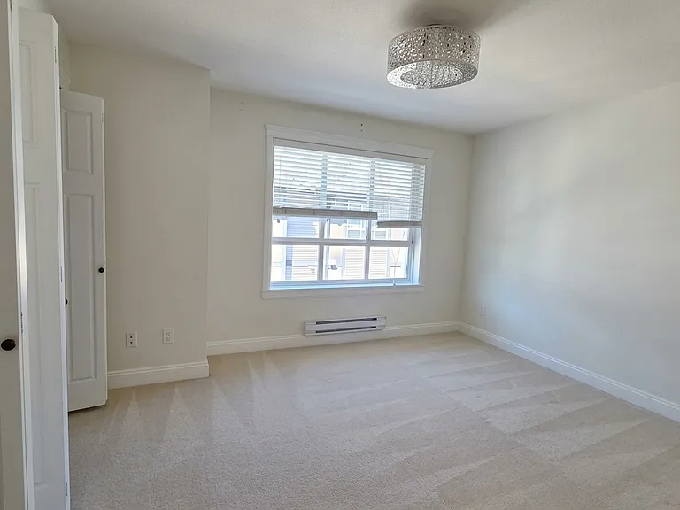 7691 Bridge St — Photo 3