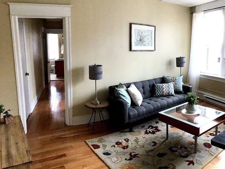 Franklin Court — Photo 15