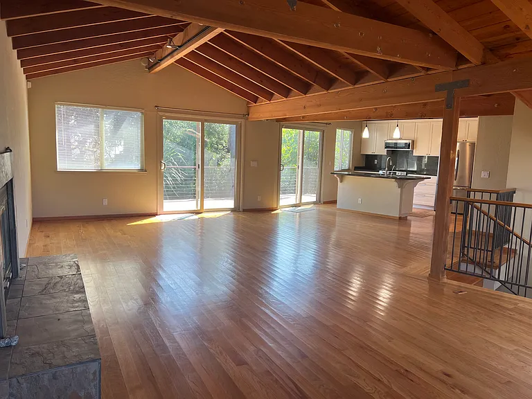 507 Court Way — Photo 4