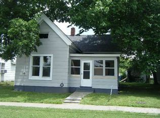 107 Warren St, Anna, IL 62906