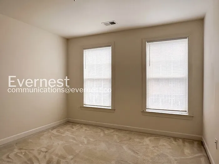 1620 Whitehall Dr — Photo 16