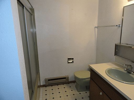 5th image of 2923 1/2 56th Ave NE