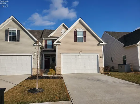 824 Robinson Dr, Lagrange, OH 44050