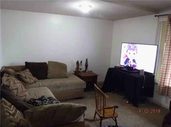 554 S Market St APT 102, Elizabethtown, PA 17022