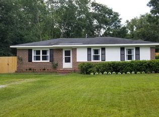 206 Kingston Rd, Wilmington, NC 28409