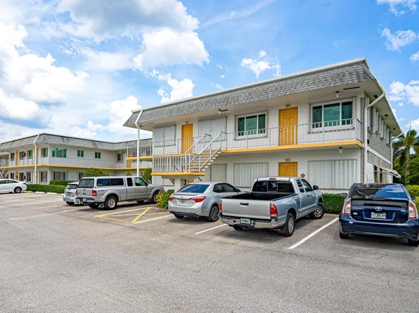 3120 Lake Osborne Dr, Lake Worth, FL