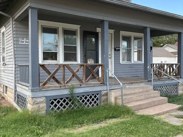 505 Walnut St, Hays, KS 67601